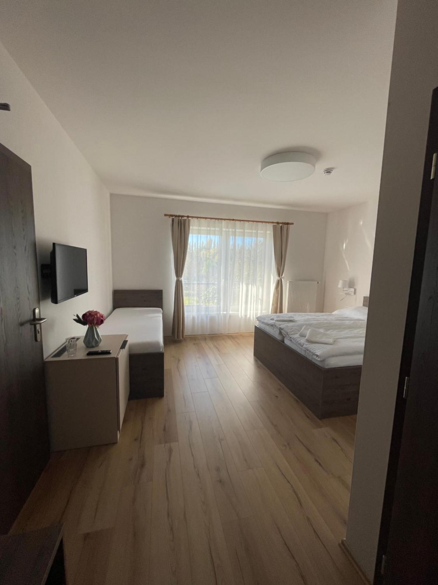 Zafir Hotel Dunajská Streda Eksteriør billede