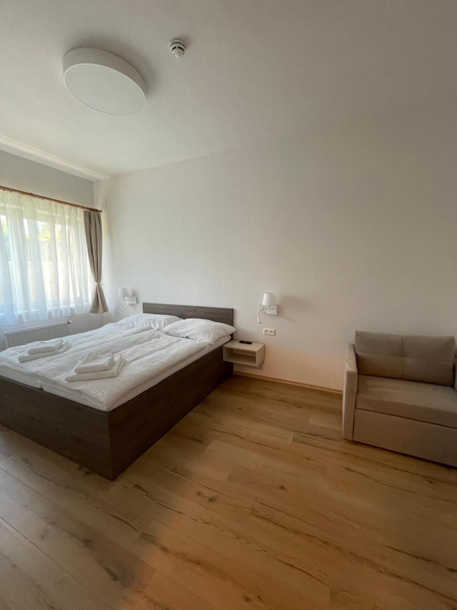 Zafir Hotel Dunajská Streda Eksteriør billede