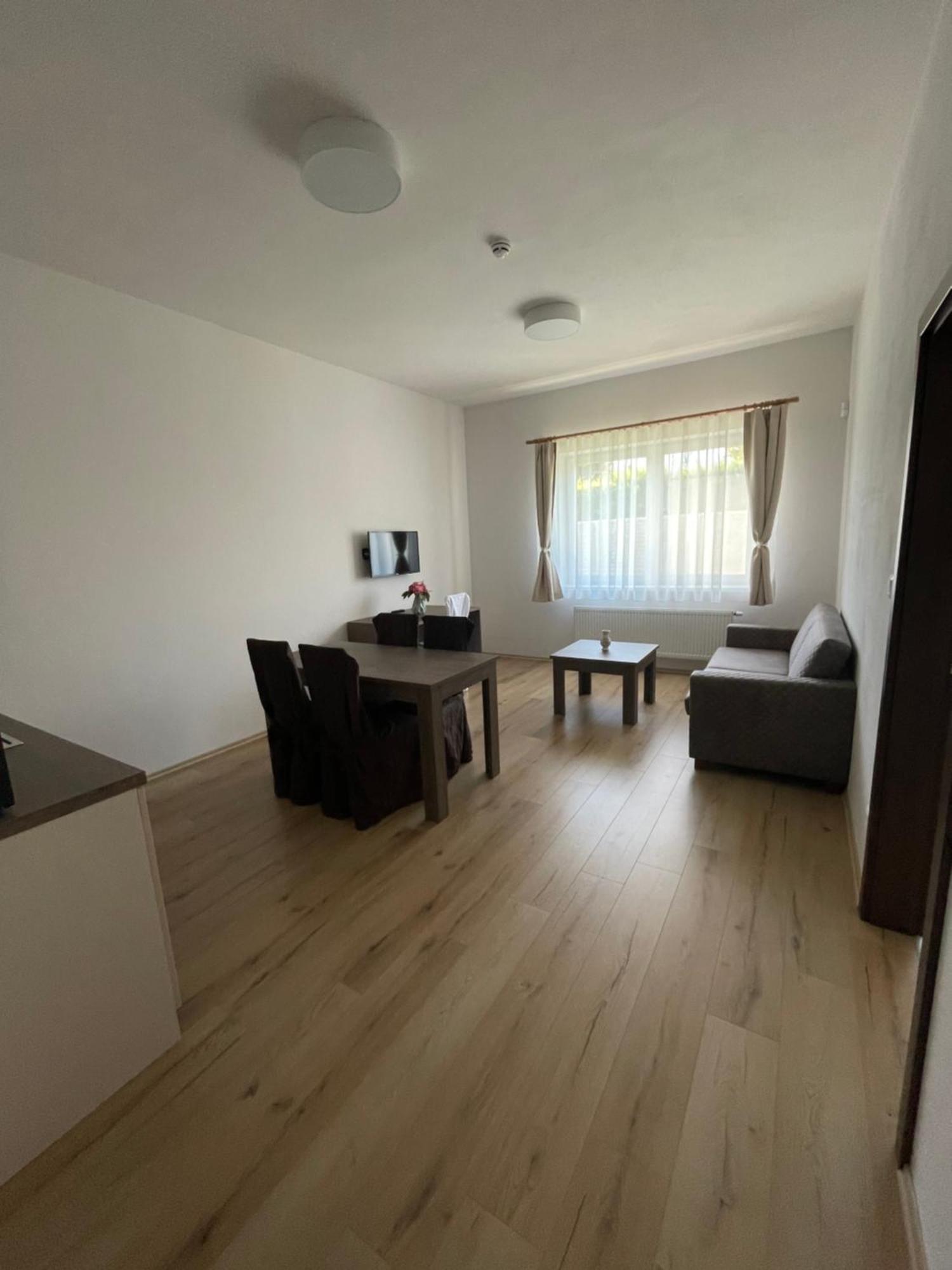 Zafir Hotel Dunajská Streda Eksteriør billede