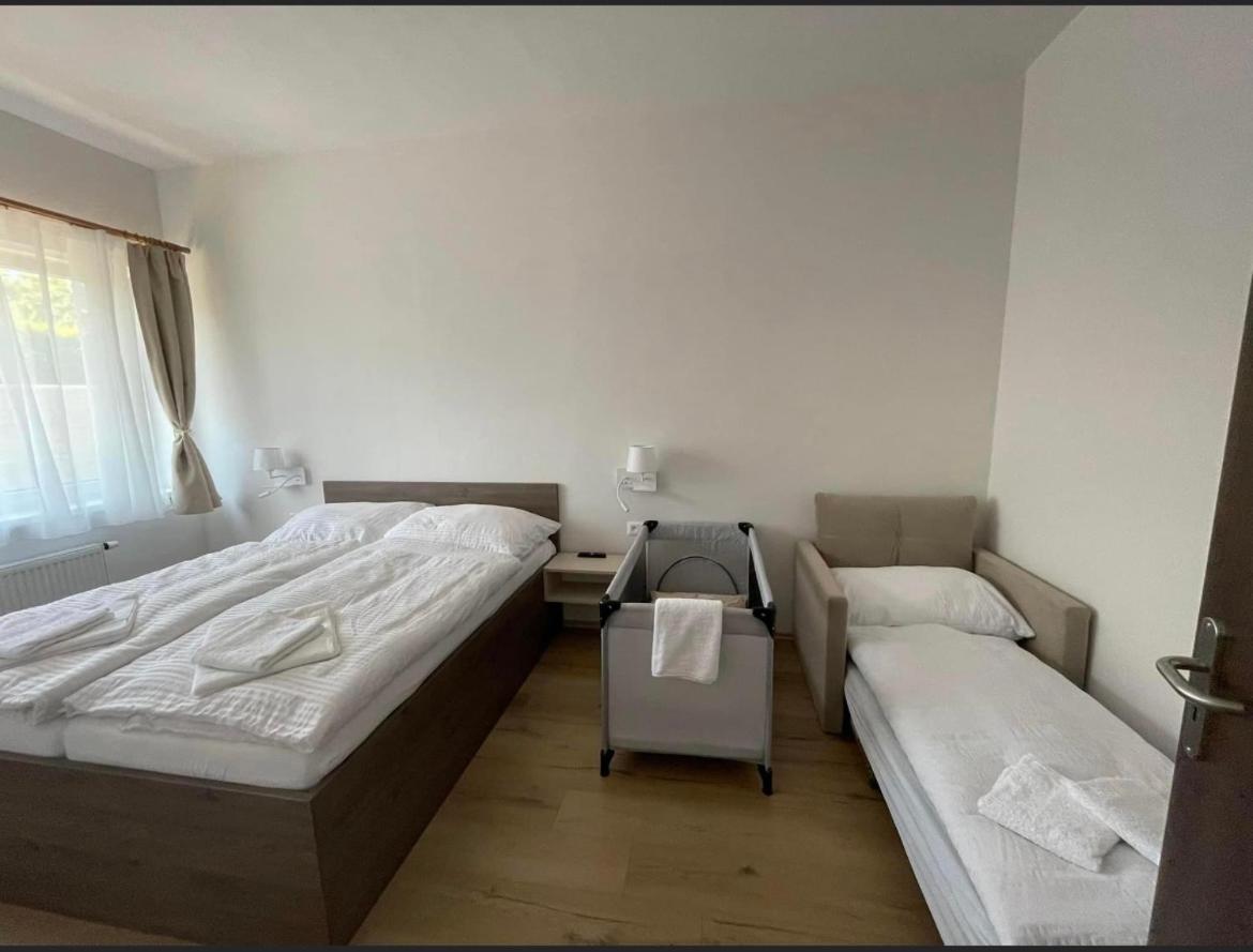 Zafir Hotel Dunajská Streda Eksteriør billede