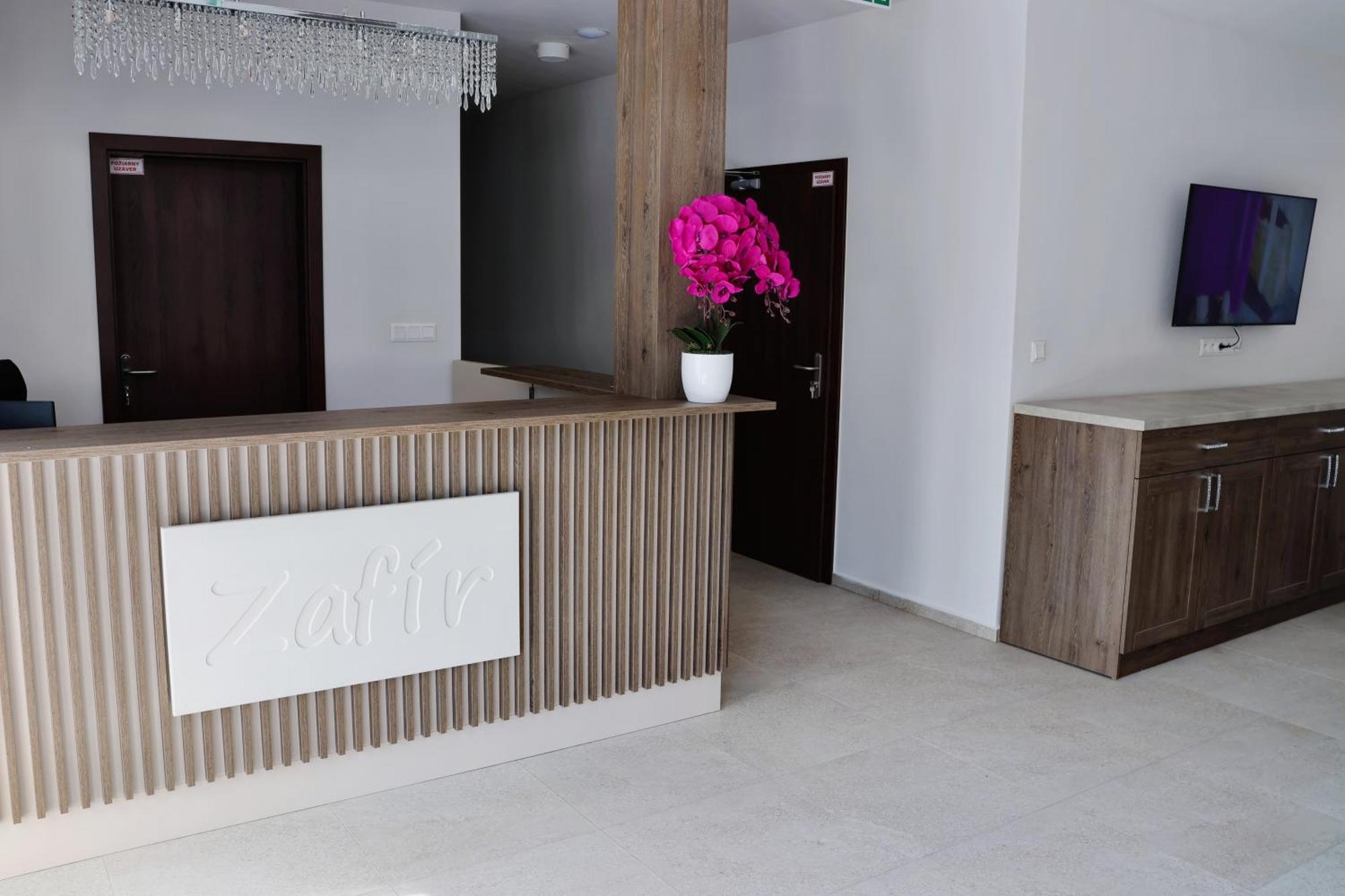 Zafir Hotel Dunajská Streda Eksteriør billede